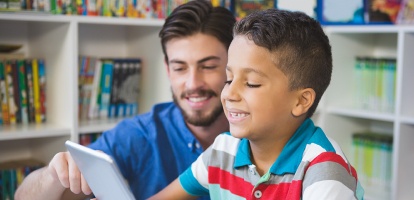 teacher and student reading